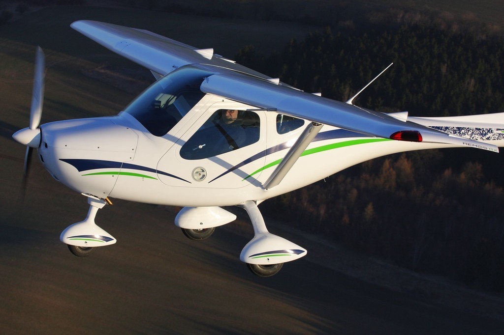 Remos GX Light sport aircraft seller/dealer in USA & India JetExe