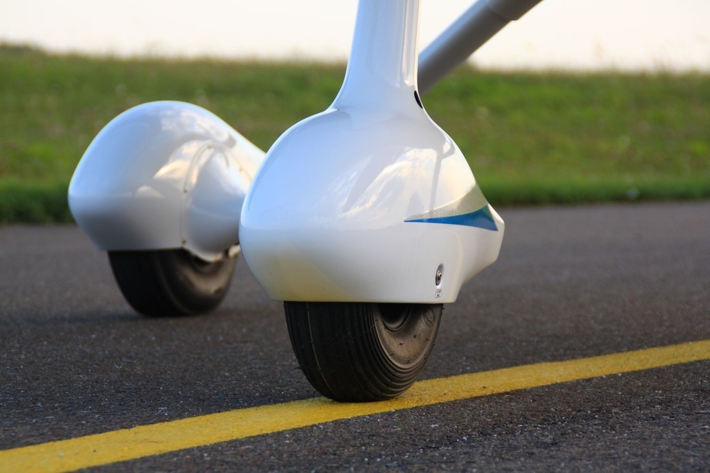 Remos GX Light sport aircraft seller/dealer in USA & India JetExe