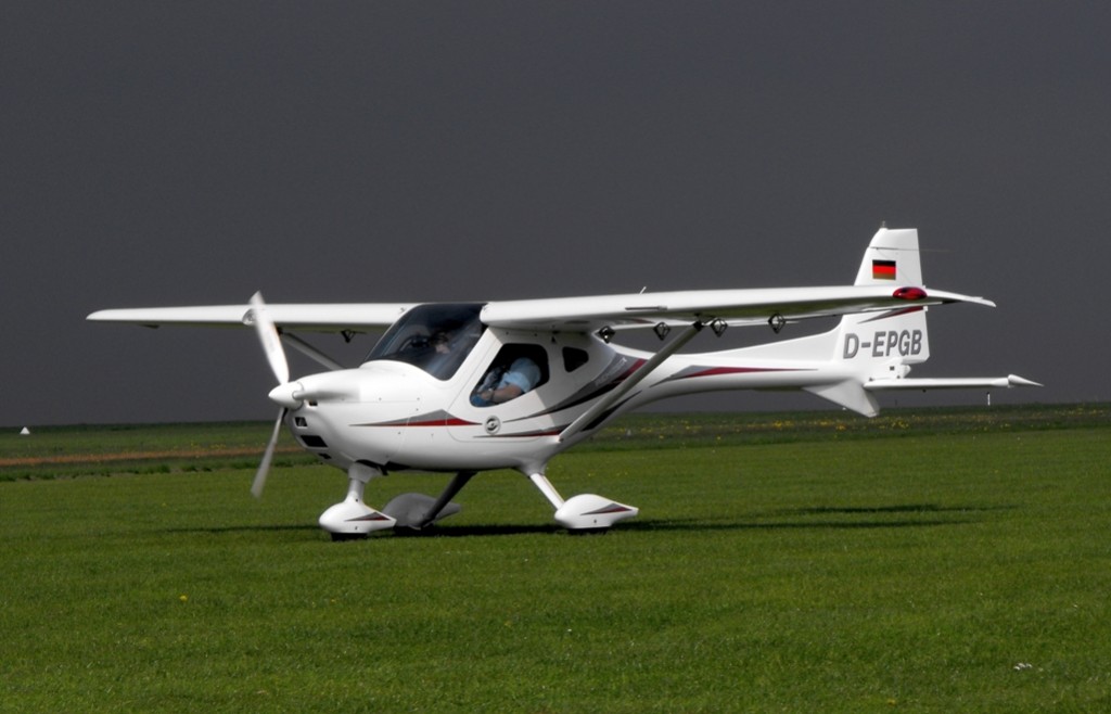 Remos GX Light sport aircraft seller/dealer in USA & India JetExe